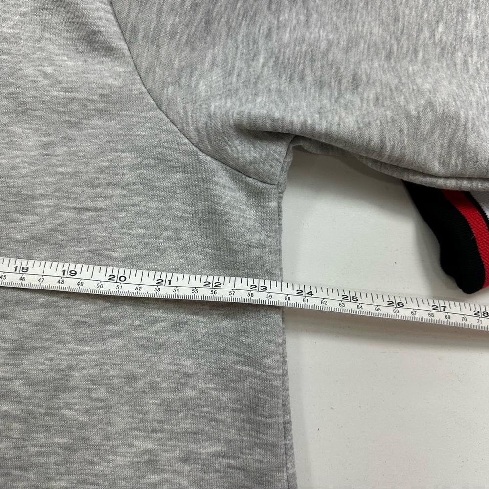 NWT Hello Kitty Sweatshirt Juniors 1XL Gray Fleece Crew Neck Pullover Sanrio - Picture 4 of 7